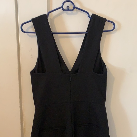 Club Monaco Black Jumpsuit - Size 2 - Picture 4 of 4
